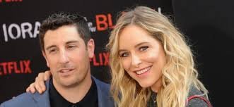 temp_image_1780363543.772584 Jenny Mollen: Redefining Motherhood with Wit and Unfiltered Humor