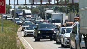 temp_image_1780605241.799577 Chaos on the Eisenhower Expressway: Bomb Squad Investigates Vehicle Explosion in Chicago Suburbs