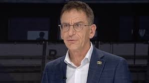 temp_image_1780657680.681524 Leadership Shake-up at REM: Pulsar CEO Departs Amid Service Disruptions