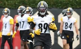 temp_image_1781262318.514785 Steelers Roster Shakeup and the Growing Respect for Aaron Rodgers