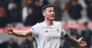 temp_image_1782793776.252441 Wout Weghorst Returns to FC Twente: A Strategic New Chapter for the Dutch Striker