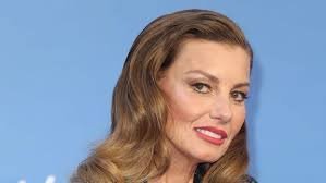 temp_image_1782871743.784457 Faith Hill: The Timeless Voice of Modern Country Music