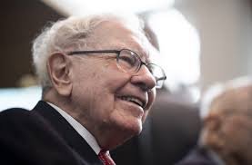 temp_image_1784548995.858255 Warren Buffett: Luck, Legacy, and the Surprising Shift in His Billion-Dollar Empire