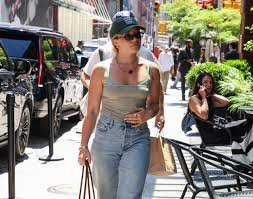 temp_image_1784956279.935758 Florence Pugh’s Effortless Summer Style: From Avengers: Doomsday to NYC Street Chic