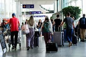temp_image_1785368257.682609 US Customs Chaos at Montréal-Trudeau Airport: Paint Fumes Lead to Massive Delays