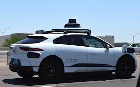 temp_image_1786028647.145473 Waymo: Redefining the Future of Urban Mobility with Autonomous Robotaxis