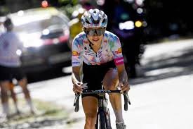 temp_image_1786123340.215005 Kasia Niewiadoma Conquers Mont Ventoux: New Leader in Tour de France Femmes