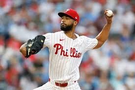 temp_image_1787106593.108739 Bryson Stott and Phillies Grit Out a 6-5 Win as Sánchez Makes MLB History