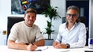 temp_image_1787233033.594204 Max Verstappen Seals Historic Extension with Red Bull Racing Until 2030