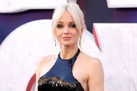 temp_image_1787309358.84988 The Evolution of Anna Faris: From Comedy Queen to Versatile Powerhouse