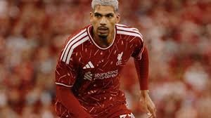 temp_image_1787508939.938404 Victor Munoz Analyzes Ronald Araújo's Liverpool Debut: Tactical Masterstroke or Positional Puzzle?