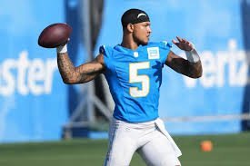 temp_image_1787893556.569806 Mike McDaniel: Revolutionizing the LA Chargers' Offense Under Jim Harbaugh