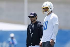 temp_image_1787906921.897467 LA Chargers Season Preview: Can the McDaniel-Herbert Duo Shift the DraftKings Odds?