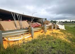 temp_image_1787952272.518548 Cheesy Chaos in Brossard: Heavy Truck Overturns Spilling Kraft Dinner Powder