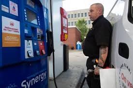 temp_image_1788268371.374368 Gas Prices Surge in Quebec: Why Refineries are at Full Capacity and What it Means for Your Wallet