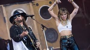 temp_image_1788557959.17012 Miley Drops Cyrus Surname: A Bold New Era for the Pop Icon?