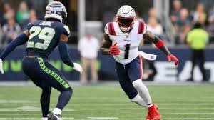 temp_image_1789007159.455735 AJ Brown Injury: New England Patriots Star Leaves Week 1 Debut Against Seahawks