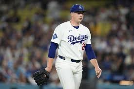 temp_image_1789021418.338582 Max Muncy Reveals the Hilarious Contrast Between Dodgers Luxury and Tigers' Travel Woes
