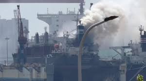 temp_image_1789128437.019189 Global Crisis Update: Qingdao Ship Fire and Nepal Flood Devastation | Noovo Info