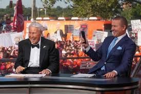 temp_image_1789230278.42632 A Heartfelt Reunion: Kirk Herbstreit Shares Emotional Moment With College GameDay Legend Lee Corso